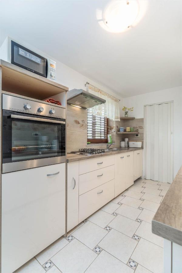 Apartment Villa Nera 普拉 外观 照片