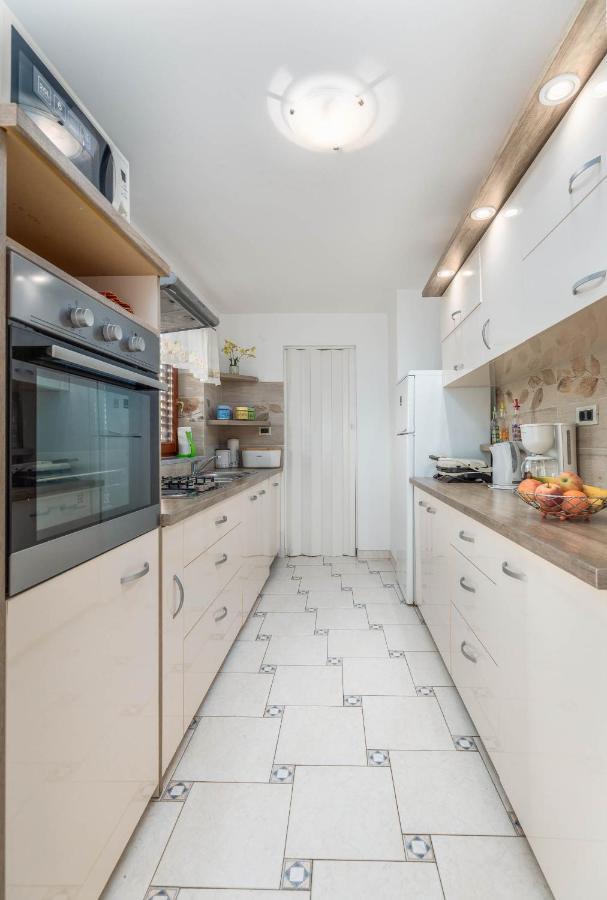 Apartment Villa Nera 普拉 外观 照片