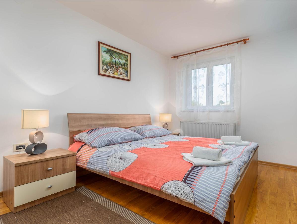 Apartment Villa Nera 普拉 外观 照片
